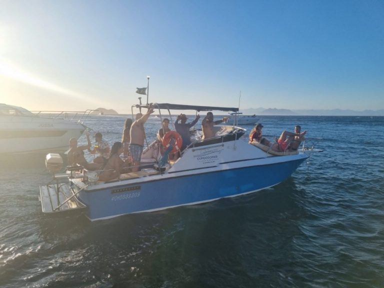 Passeio de Lancha em Búzios